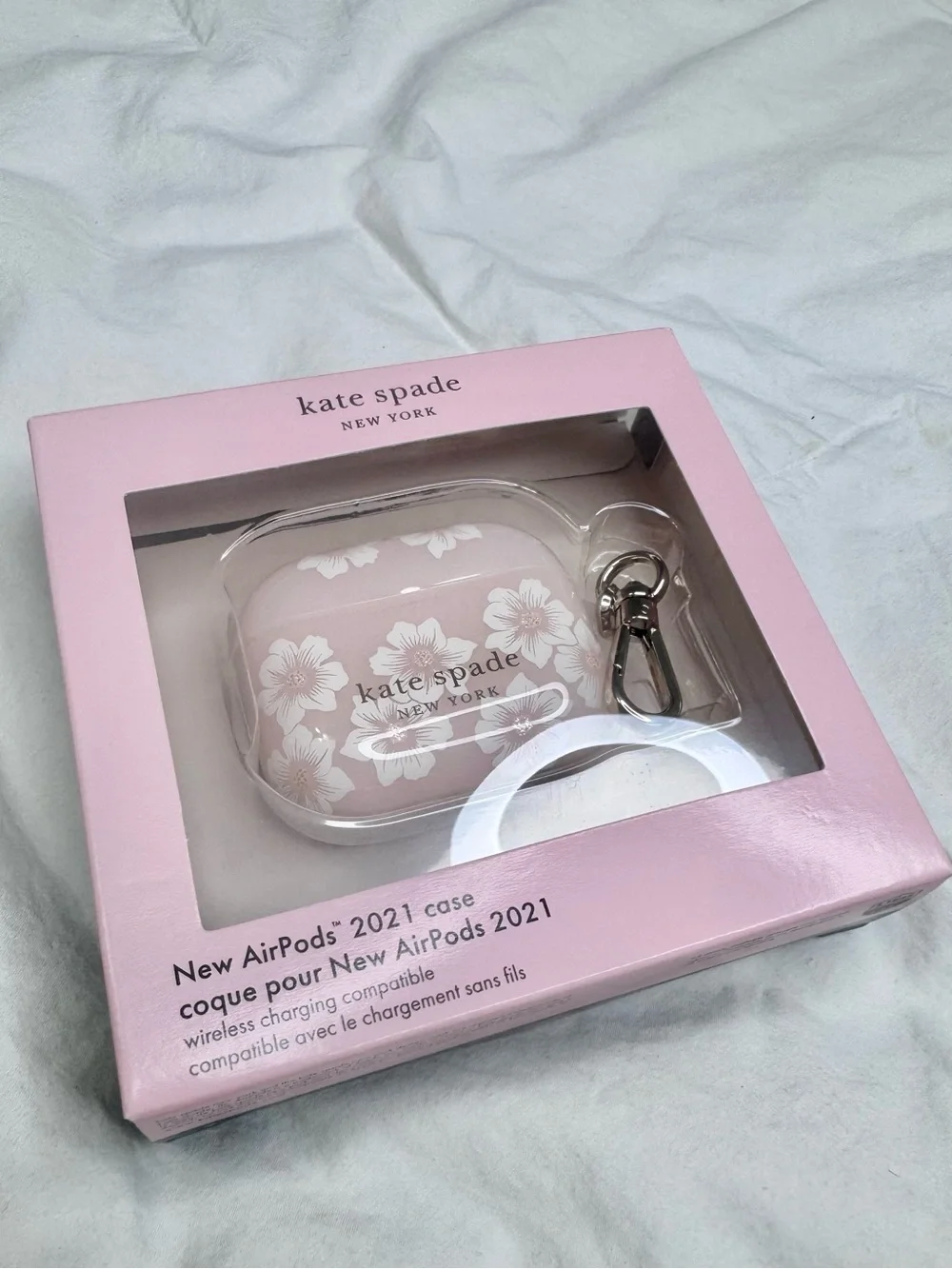 Kate Spade Air Pods Case Brand new in Box!
